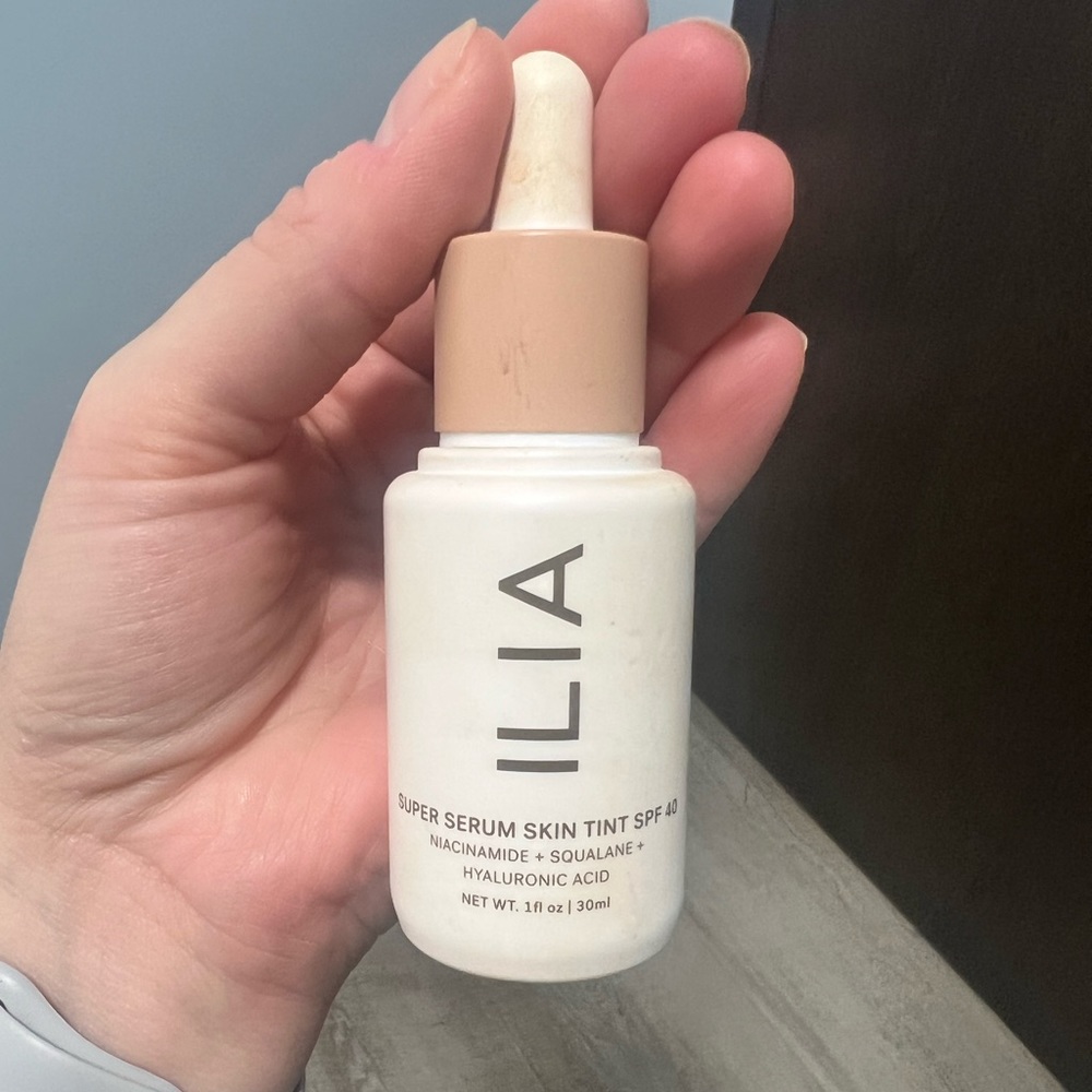 ILIA Super Serum Skin Tint SPF 40